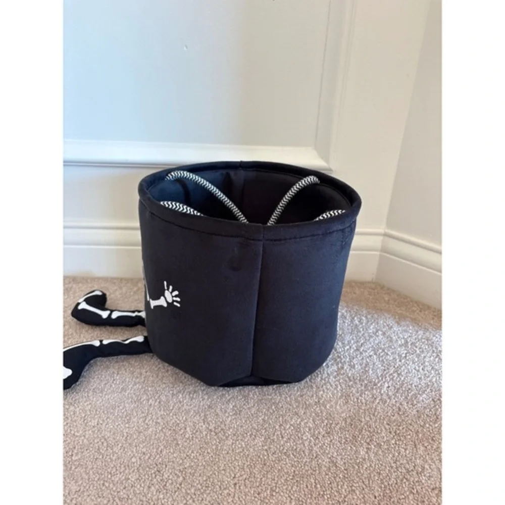 Halloween Skeleton Treat Bag Candy Pail‎ Bucket Basket Decor Black White